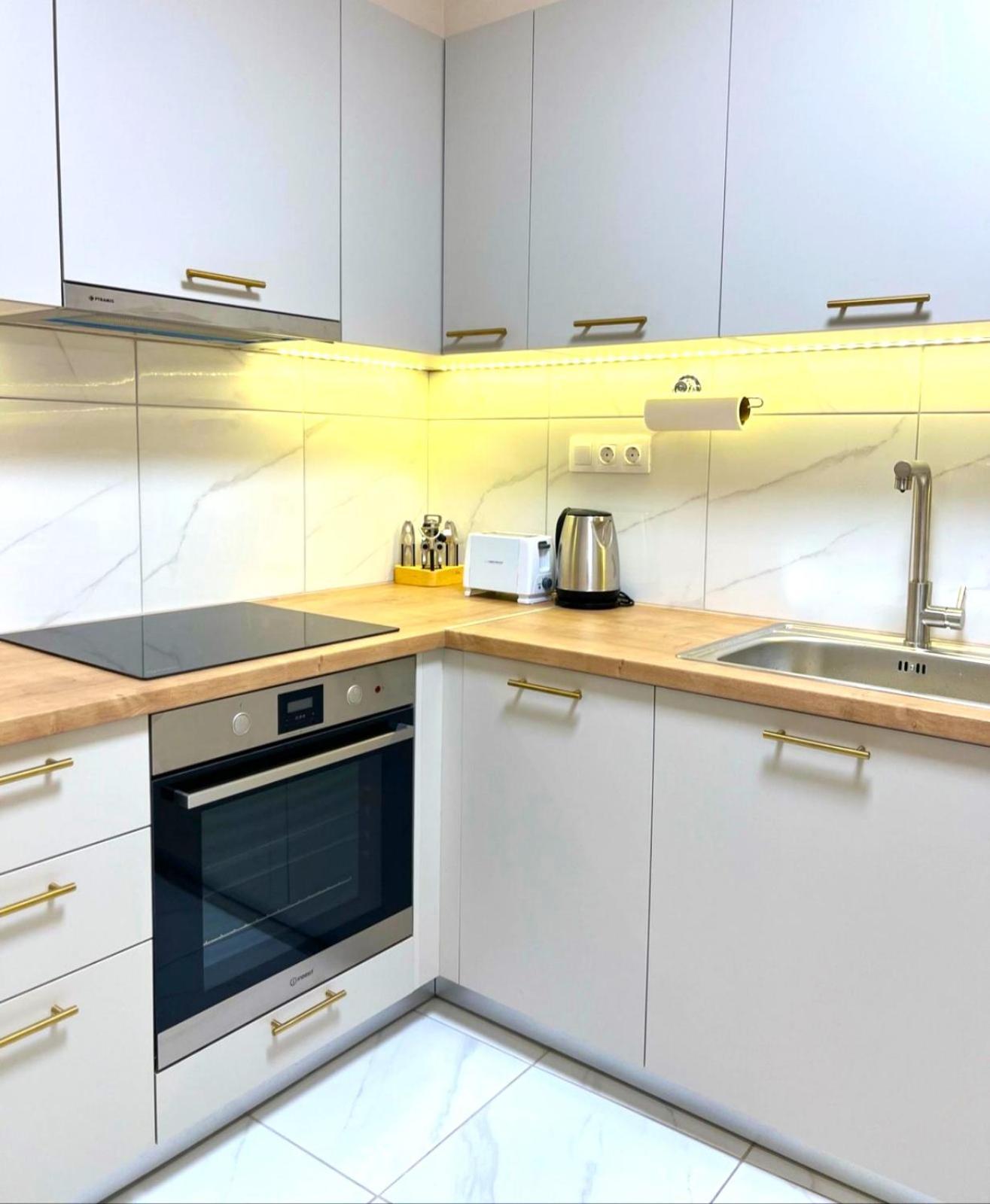 אתונה Queens Avenue Apartment מראה חיצוני תמונה