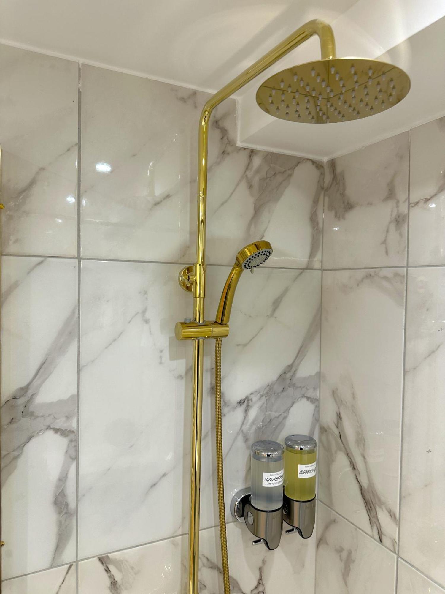 אתונה Queens Avenue Apartment מראה חיצוני תמונה
